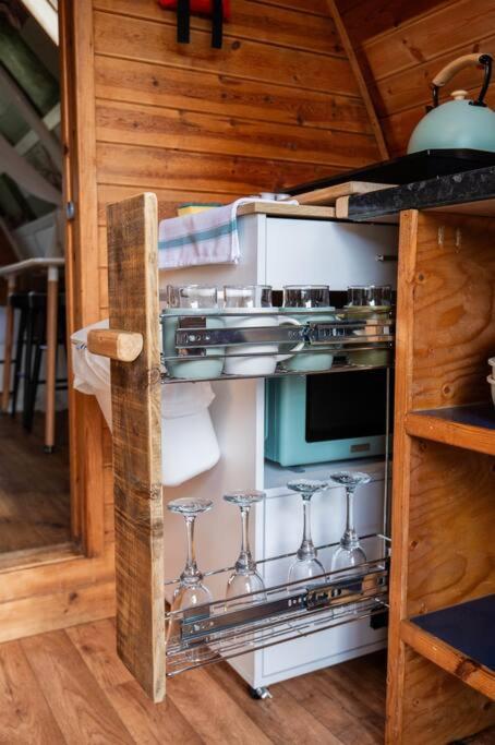 Robin Nest - Cosy Shepherd'S Hut Hideaway Callington Zewnętrze zdjęcie